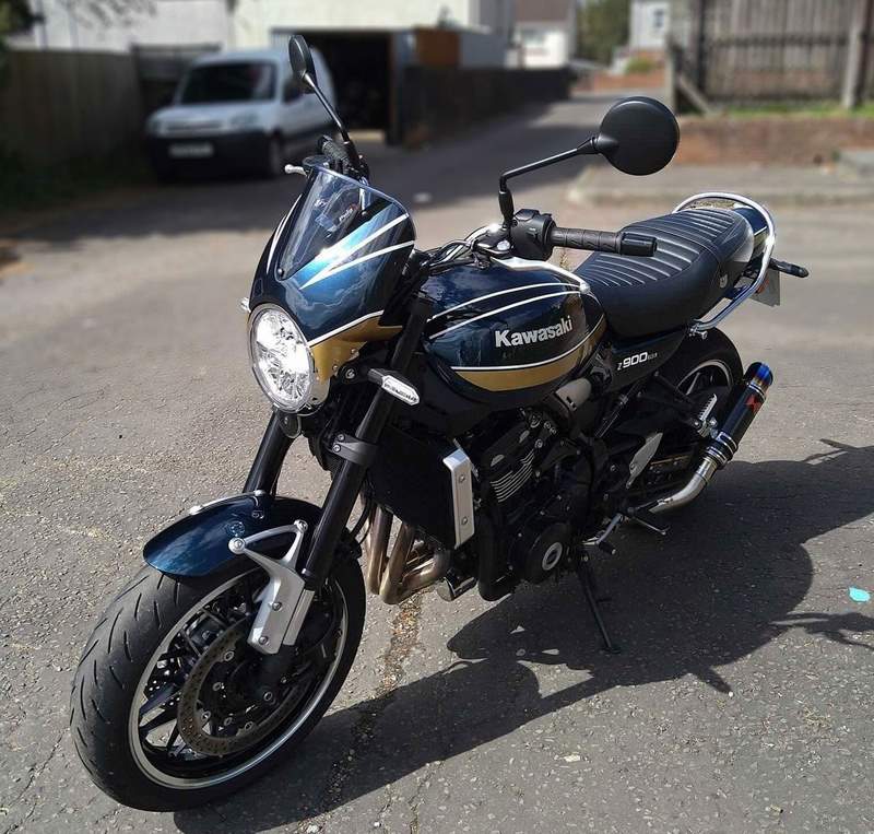 Pyramid / ピラミッド フライスクリーン メタリックダークグリーンスキーム | Kawasaki Z 900 RS 2022- | 23500N