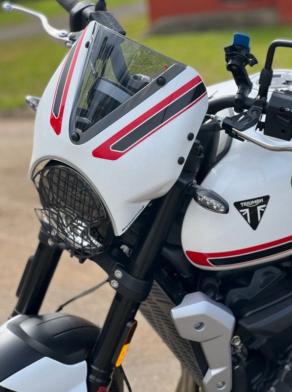Pyramid / ピラミッド フライスクリーン 未塗装 | Triumph トライデント 660 2021- | 26660U