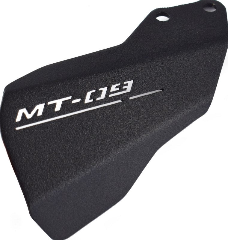 Pyramid / ピラミッド クラッチケーブルカバー マットブラック | Yamaha MT-09 2021- | 32266M