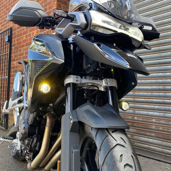 Pyramid / ピラミッド 補助ヘッドライトガード マットブラック | Triumph タイガー Sport 660 2022- | 36565M