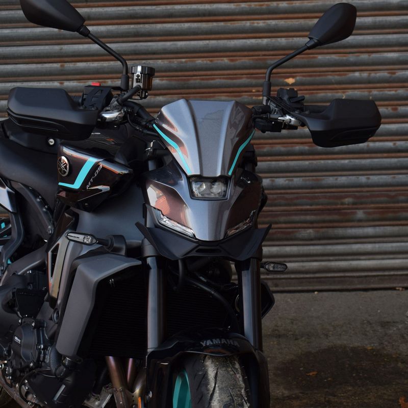 Pyramid / ピラミッド フロンタルウイング マットブラック | Yamaha MT-09 2024- | 38250M