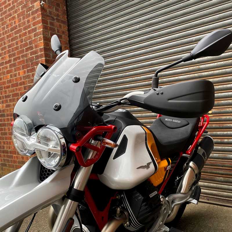 Pyramid Handguard Extensions | Matte Black | Moto Guzzi V85 TT 2019> | 38885M