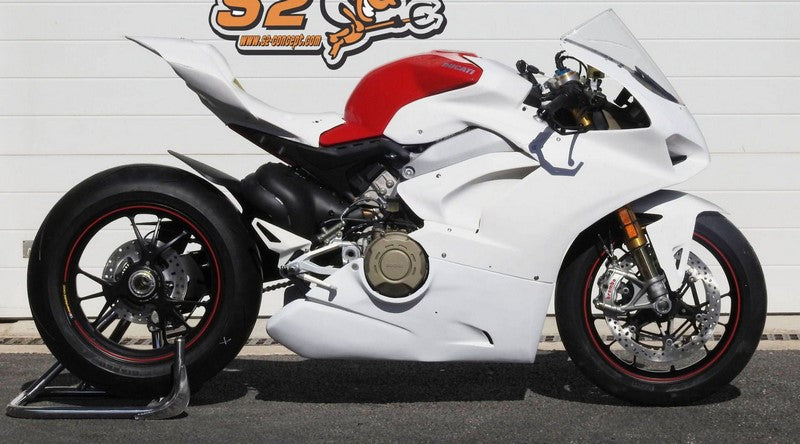 S2-Concept / S2コンセプト コンプリートフェアリングセット DUCATI パニガーレ V4 | CADS2-D1000