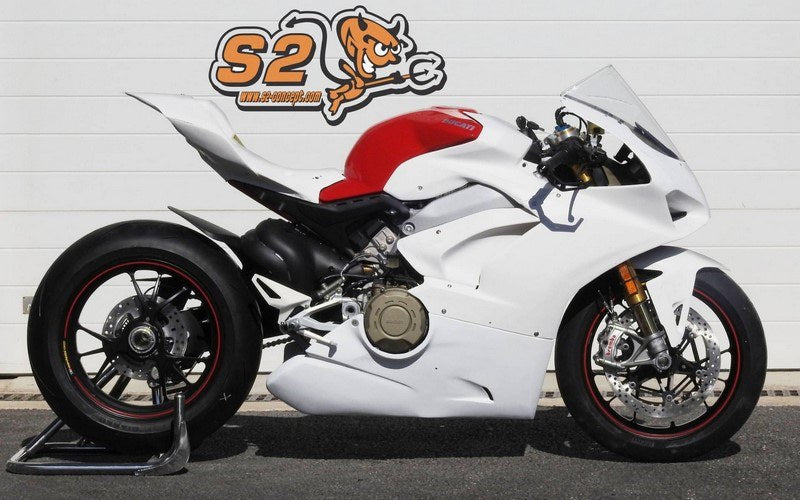 S2-Concept / S2コンセプト フェアリング トップ DUCATI パニガーレ V4 | CADS2-D1003