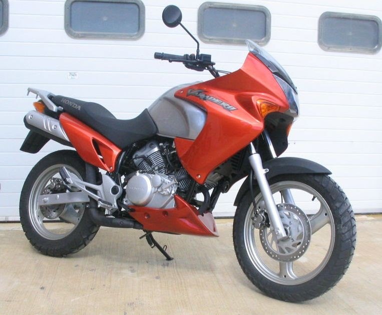 S2-Concept / S2コンセプト リア マッドガード VARADERO 125 アルジェント | H122