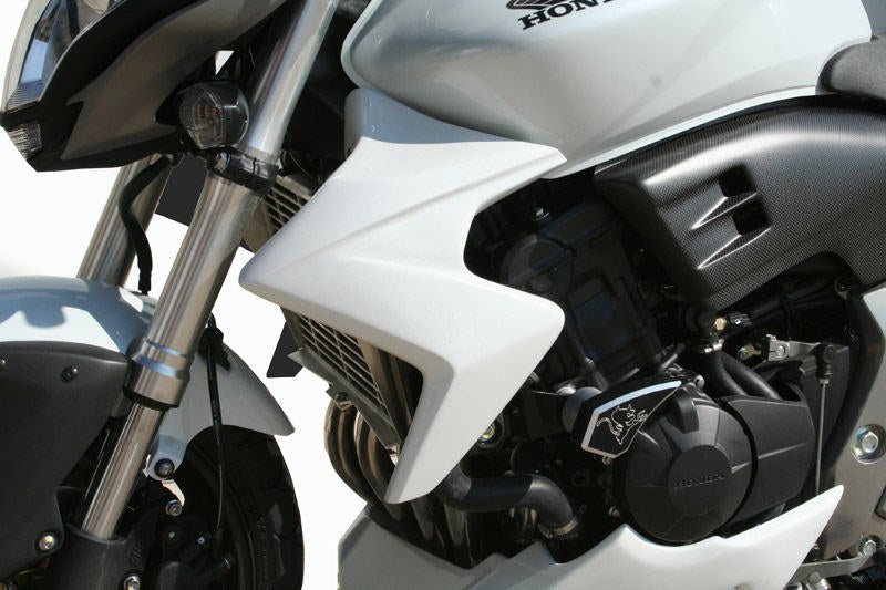 S2-Concept / S2コンセプト ラジエータースクープ HORNET 600 塗装済み ブラック マット | H644