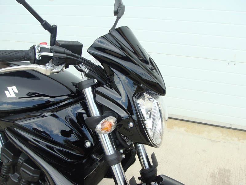 S2-Concept / S2コンセプト ノーズフェアリング BANDIT 650 塗装済み ホワイト | S666-BANDIT650