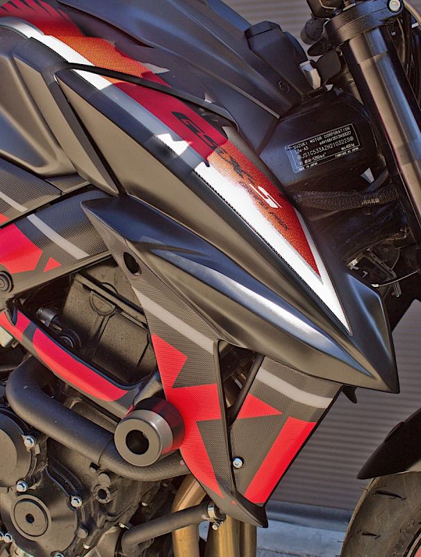 S2-Concept / S2コンセプト ラジエータースクープ GSX-S750 | S788.000