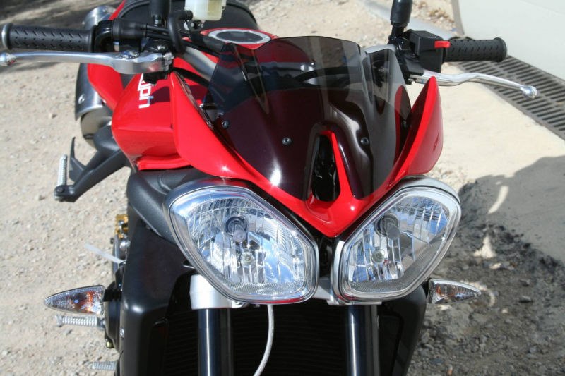 S2-Concept / S2コンセプト ノーズフェアリング STREET TRIPLE 塗装済み ホワイト | T687