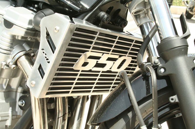 S2-Concept / S2コンセプト ラジエーターグリル BANDIT 650 | W12S4081