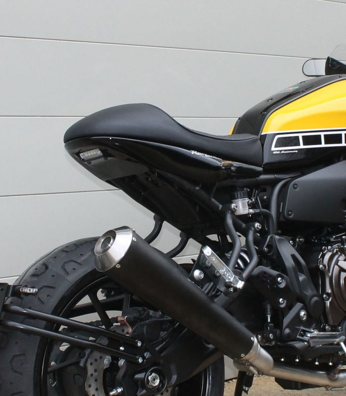 S2-Concept / S2コンセプト バックカバー (テールフェアリング) LEDライト付き XSR 700 Speed ブラック pure ブラック | Y737