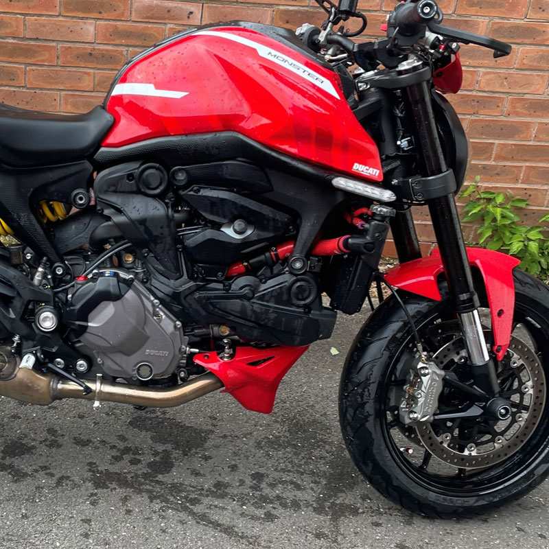 Samco Sport / サムコスポーツ シリコンラジエータークーラントホースキット Ducati Monster 937 2021 - 2025 11 ピース | DUC-35