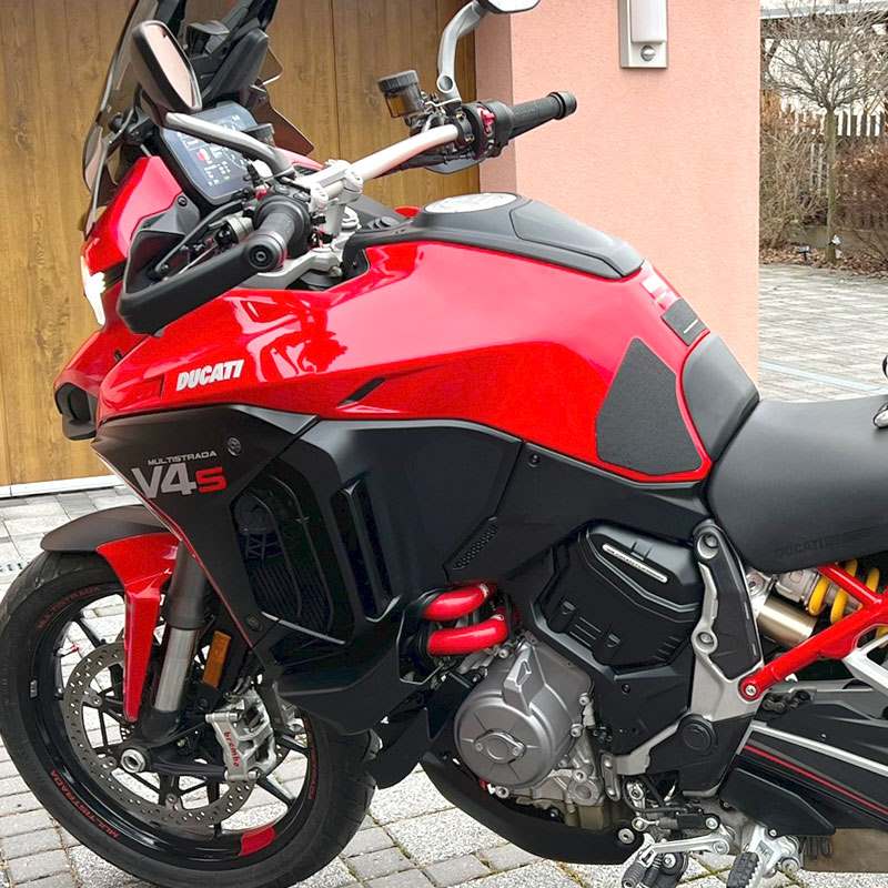 Samco Sport / サムコスポーツ シリコンラジエータークーラントホースキット Ducati Multistrada（ムルティストラーダ） V4 2022 - 2025 10 ピース | DUC-37