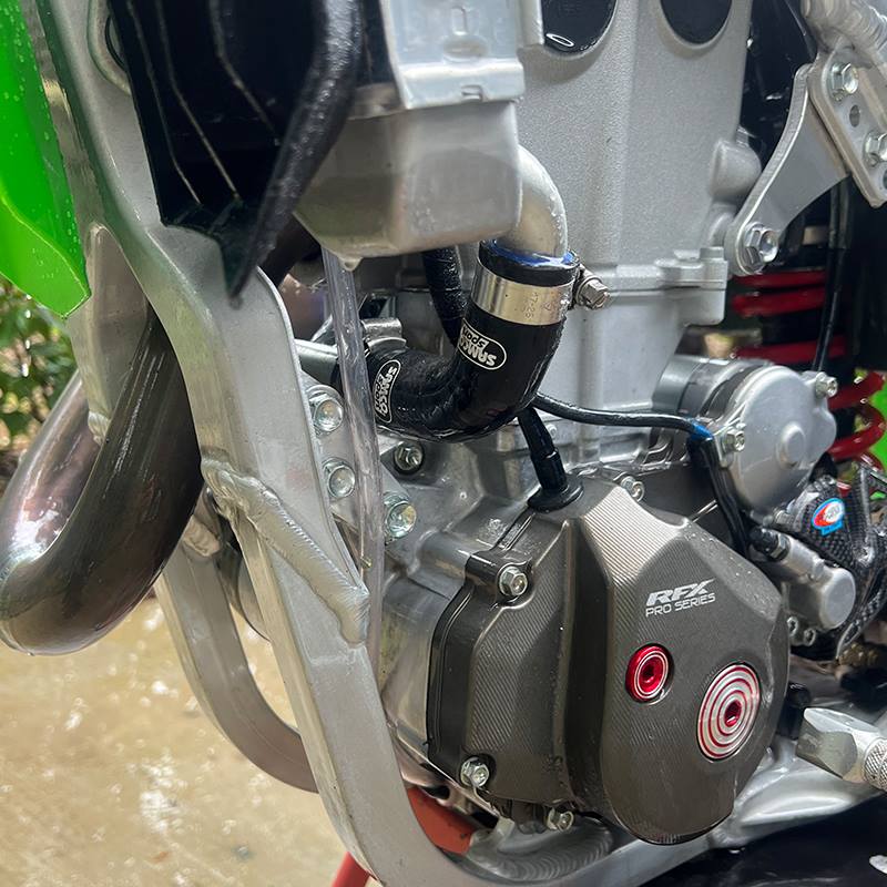 Samco Sport / サムコスポーツ シリコンラジエータークーラントホースキット Kawasaki KX 450 F 2024 - 2025 6 ピース OEM 交換品 | KAW-103