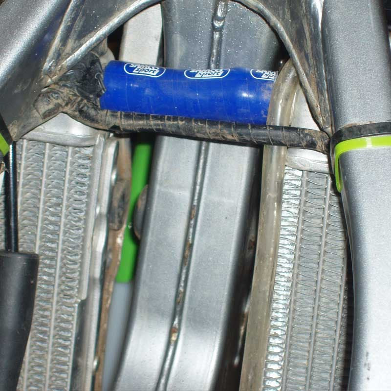 サムコスポーツ / Samco Sport Kawasaki KX 250 M1 / M2 2003 - 2004 5 ピース シリコンラジエーター クーラントホースキット | KAW-16-BU