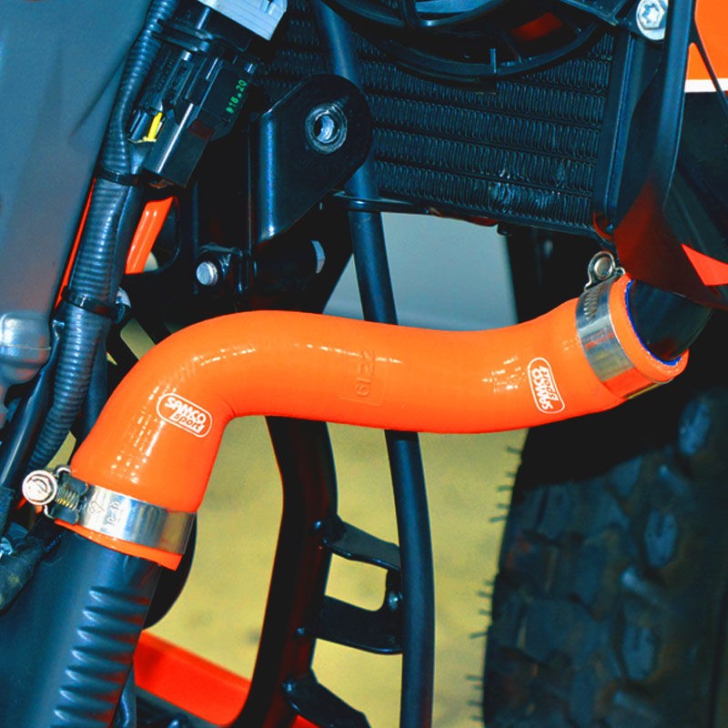 サムコスポーツ / Samco Sport KTM 790 アドベンチャー 2019 - 2020 2 ピース シリコンラジエーター クーラントホースキット | KTM-119-OR