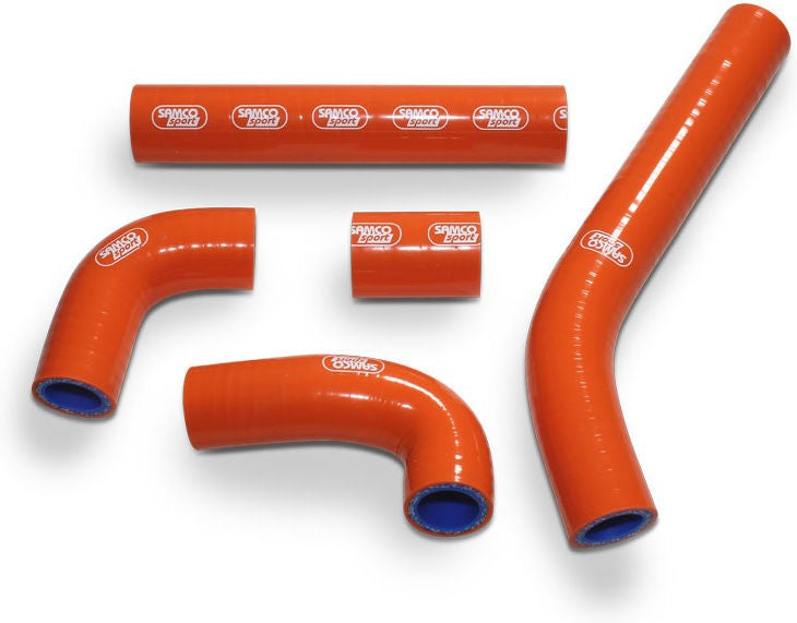 サムコスポーツ / Samco Sport KTM 125 EXC 2008 - 2011 5 ピース OEM リプレイスメント シリコンラジエーター クーラントホースキット | KTM-29-OR