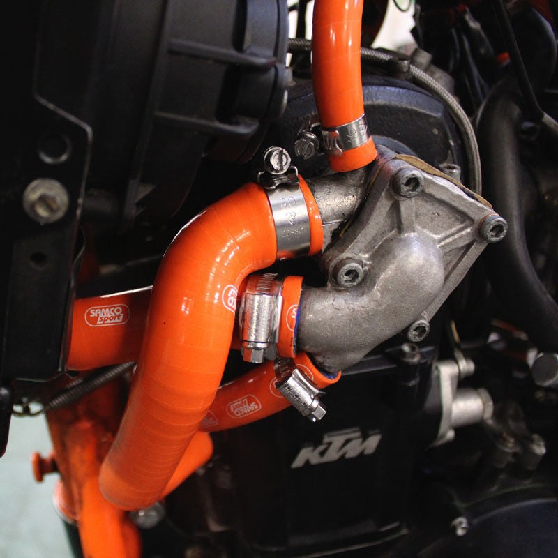 サムコスポーツ / Samco Sport KTM 625 SMC 2003 - 2007 8 ピース シリコンラジエーター クーラントホースキット | KTM-5-OR