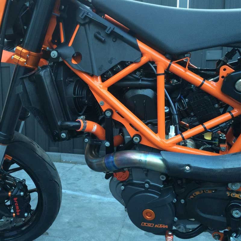サムコスポーツ / Samco Sport KTM 690 Enduro / Enduro R 2014 - 2020 2 ピース シリコンラジエーター クーラントホースキット | KTM-75-OR