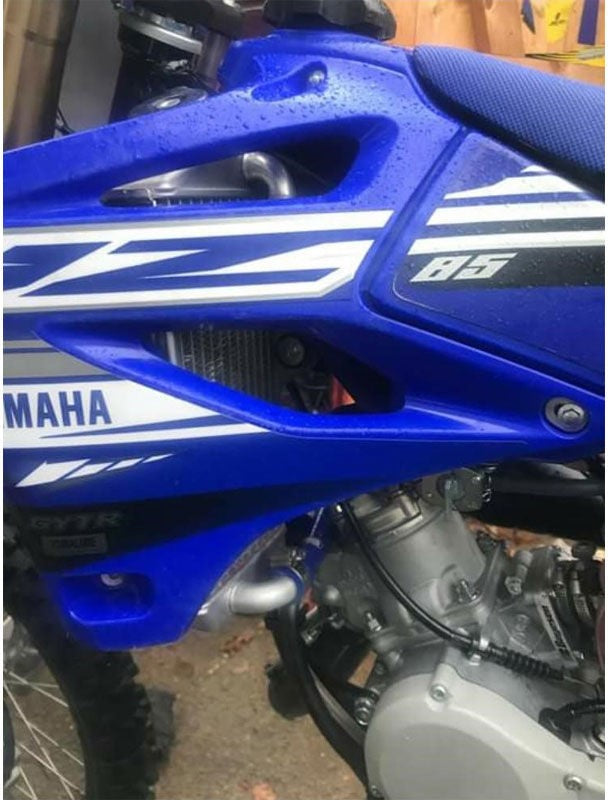 サムコスポーツ / Samco Sport Yamaha YZ 85 2019-2021 2 ピース シリコンラジエーター クーラントホースキット | YAM-90-BU
