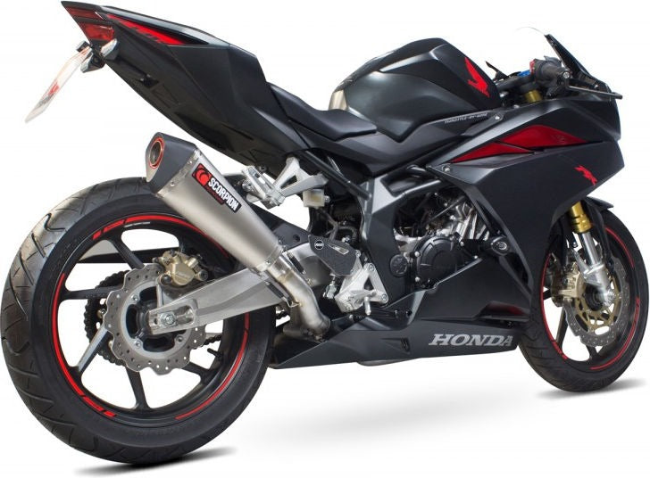 SCORPION / スコーピオンマフラー Serket Taper フルシステム チタンスリーブ EC 公認 | RHA177SYSTEO