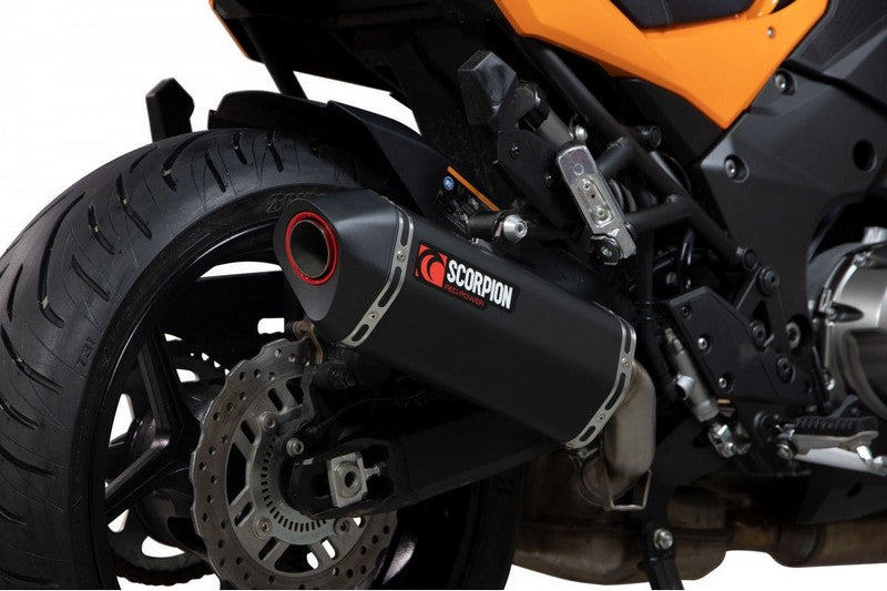 Scorpion / スコーピオンマフラー Serket Parallel スリップオン ブラック セラミック スリーブ (非EU認証) | RKA132BCER