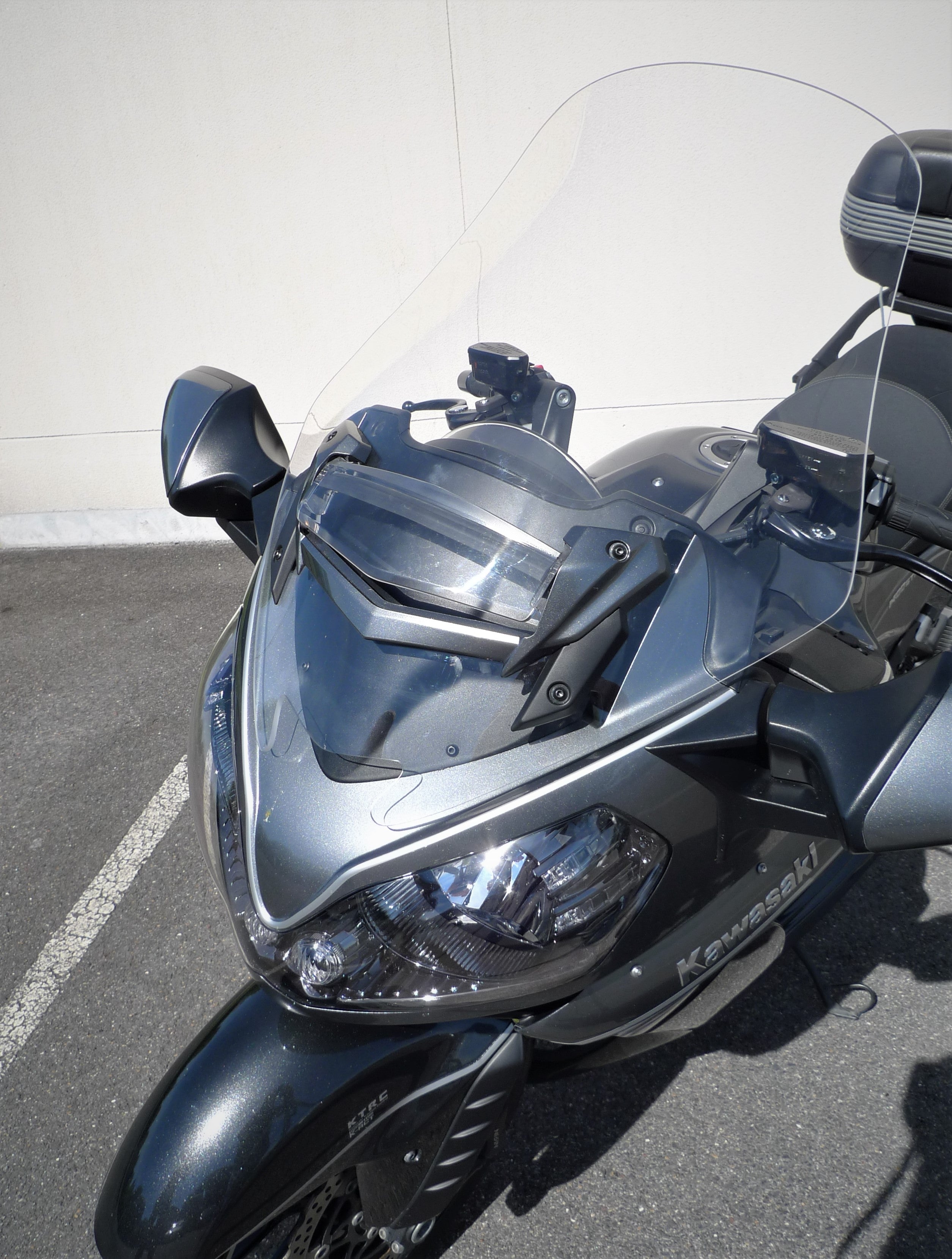 Secdem Screen haute protection KAWASAKI GTR 1400 (avec trou ventilation) 16/17 | BK105GT