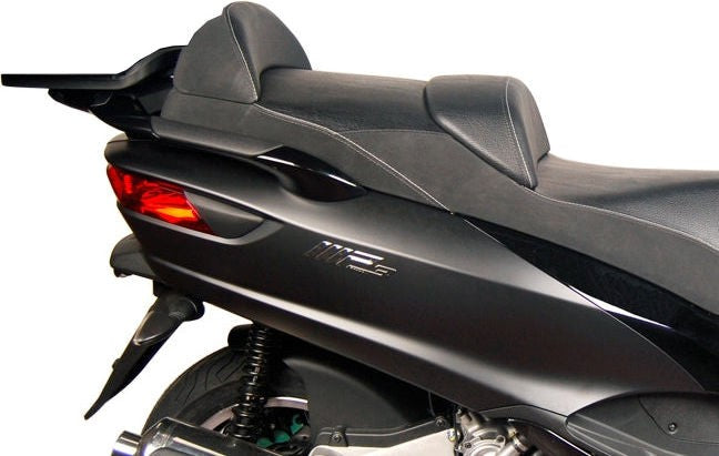 シャッドトップボックスフィッティングキットpiaggio mp3 500ビジネス（14-17）|V0MP54ST
