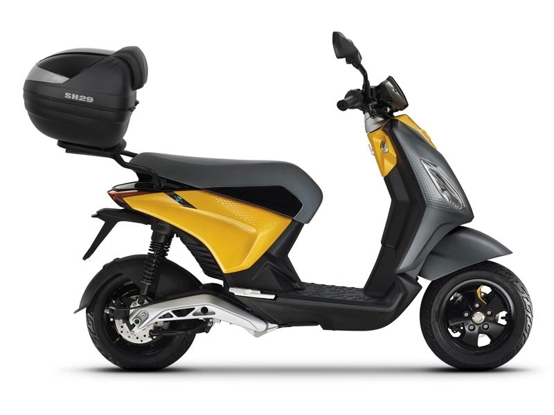 シャッドトップボックスフィッティングキットPiaggio 1（22-23）|V0NL52ST