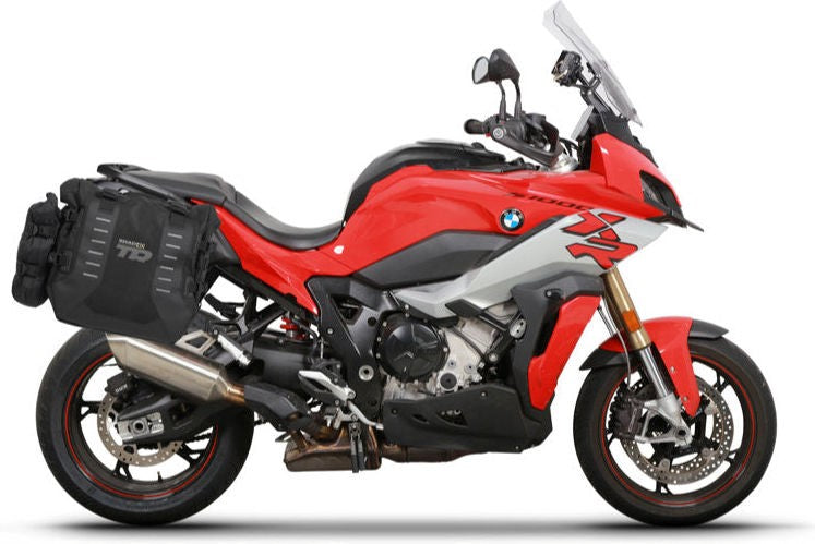 シャッド 4P パニア・フィッティング・キット BMW S1000 XR (20-23)|W0SX104P
