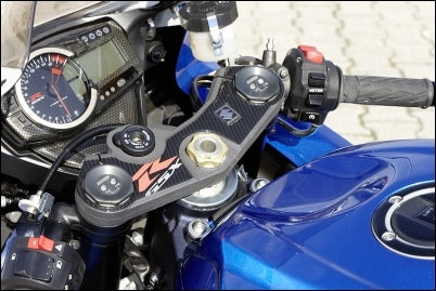 Suzuki / スズキ トップ ヨーク プロテクター カーボン ルック/ブルー & ホワイト | 990D0-02H01-PAD