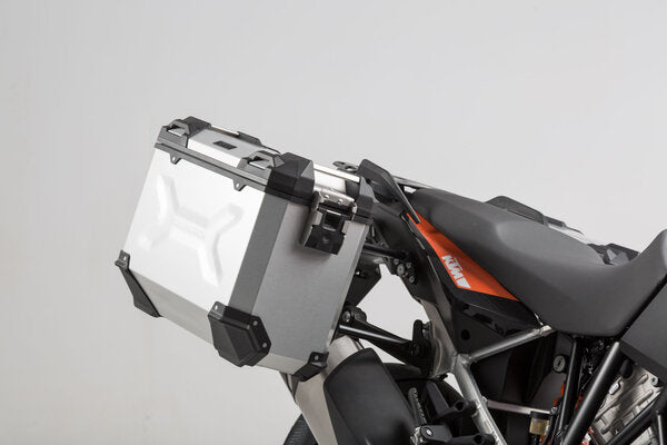SW-MOTECH / SWモテック Adventure set Luggage. Silver. KTM 1050/ 1090/ 1190 Adv  1290 SAdv. | ADV.04.333.75002/S