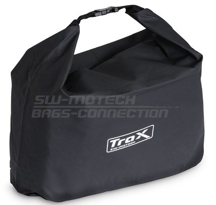 SW-MOTECH / SWモテック TRAX（トラックス）  Drybag M －ブラック、ターポリン製防水－ TRAX（トラックス）サイドケースM用 | BCK.ALK.00.165.11000/B