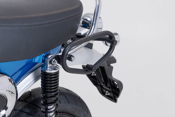 SW MOTECH / SWモテック Legend Gear （レジェンドギア） サイドバッグシステム LC. Honda Dax 125 (22-). | BC.HTA.01.203.20000