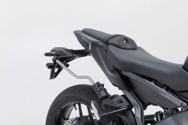 SW MOTECH / SWモテック PRO BLAZE サドルバッグセット ブラック Yamaha MT-09 (23-). | BC.HTA.06.740.35900