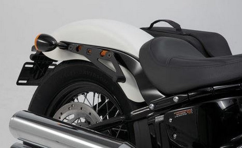 SW-MOTECH Legend Gear side bag system LH Harley-Davidson Softail Slim (17-). | BC.HTA.18.682.20100