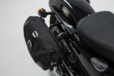 SW-MOTECH / SWモテック レジェンドギア サイドバッグセット Harley Davidson Sportster models (04-) | BC.HTA.18.768.20000