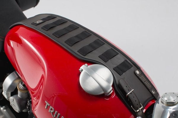 SW-MOTECH / SWモテック Legend Gear (レジェンドギア) タンクストラップセット Triumph モデル (15) LA1 アクセサリーバッグ付 | BC.TRS.11.667.50100