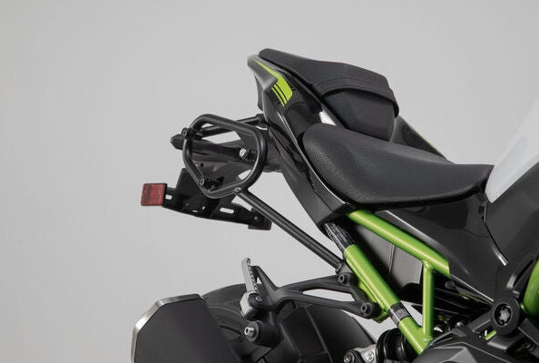 SW Motech SLC side carrier right. B-stock.. Kawasaki Z900 (16-). | B.HTA.08.868.11000
