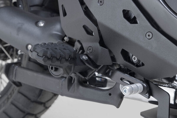 SW MOTECH / SWモテック EVO フットレストキット ブラック Honda / BMW / Triumph / Voge - models. | FRS.01.112.10401/B
