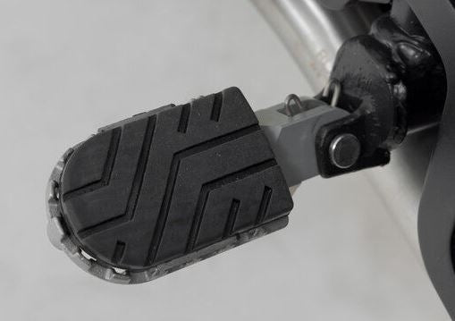 SW-MOTECH / SWモテック ION フットレストキット | FRS.07.011.10602/S