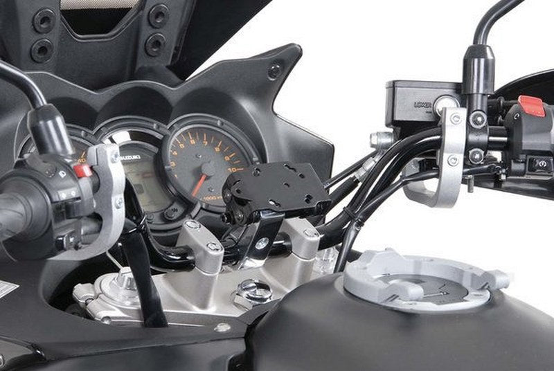 SW-MOTECH / SWモテック GPS マウント（ハンドルバークランプ付） For 1 1/4 (Ø 32 mm) ハンドルバー Damped. シルバー | GPS.00.308.10301/S