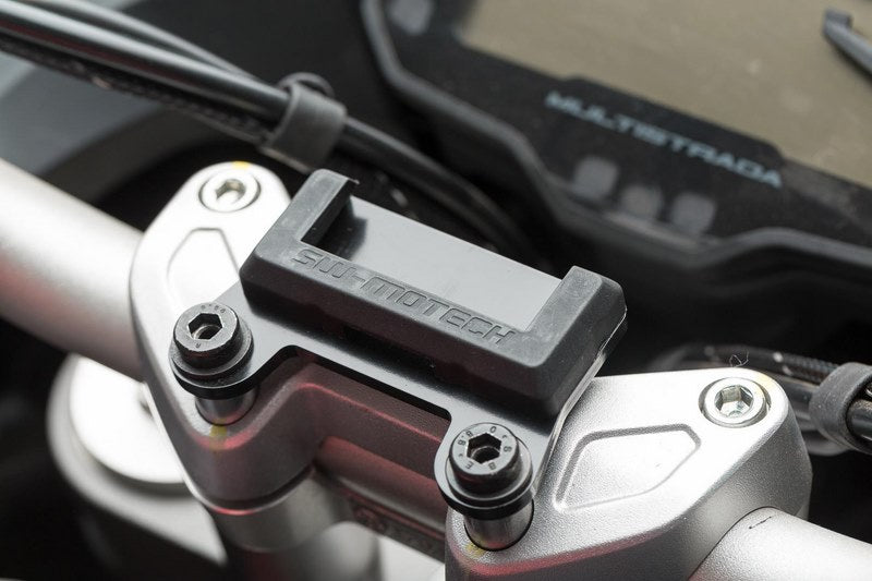 SW-MOTECH / SWモテック QUICK-LOCK（クイックロック） GPS マウント ブラック Ducati ムルティストラーダ 1200 (15-) | GPS.22.584.10000/B