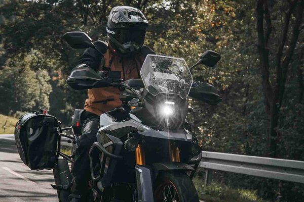 SW MOTECH / SWモテック Adventure ハンドガードキット ブラック Ducati DesertX (22-) / Rally (23-). | HDG.00.220.31301/B