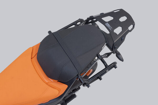 SW MOTECH / SWモテック SLC 左側 キャリア KTM 125 / 250 / 390 Duke (23-). | HTA.04.988.10000