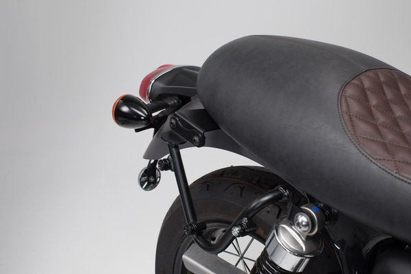 SW-MOTECH / SWモテック アダプター SLC サイドキャリア 左側 Bonneville T100/120 (16-) w/o pass. grab rail. | HTA.11.743.