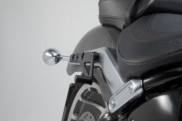 SW-MOTECH / SWモテック SLH サイドキャリア 右側 Harley-Davidson Fat Boy/ S  Breakout/ S (17-). | HTA.18.6