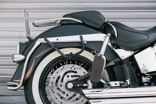 SWモテック / SW-MOTECH レジェンドギア SLC サイドキャリア 左側 Harley Davidson Softail models  LC1/LC2