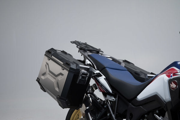 SW-MOTECH / SWモテック TRAX ADV アルミ ケースシステム－シルバー－45/37 l. CRF1000L Africa Twin (15-17). | KFT.01.622.700