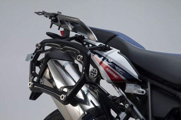 SW-MOTECH / SWモテック TRAX ADV アルミ ケースシステム－シルバー－45/37 l. CRF1000L Africa Twin (15-17). | KFT.01.622.700